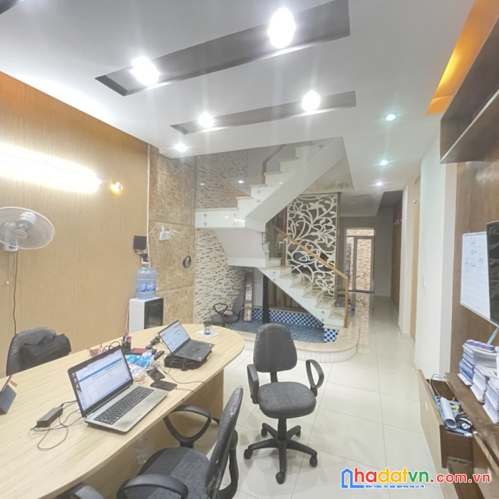 Nhà 1 trệt 1 lầu ngay khu d2d võ thị sáu cực đẹp