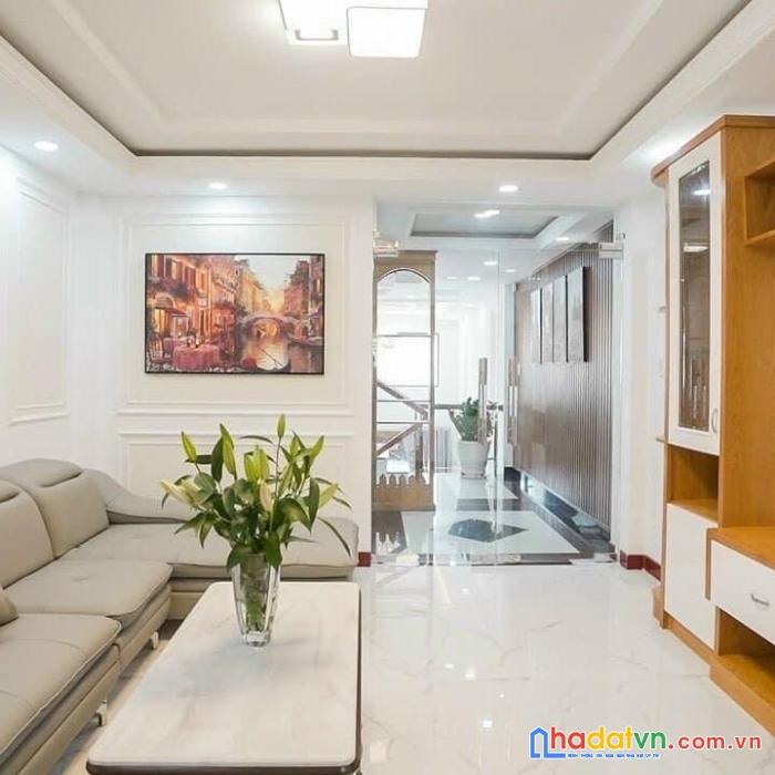 Nhà nguyễn văn công giáp phú nhuận, 45m2 giá nhỉnh 4 tỷ, xe hơi thông