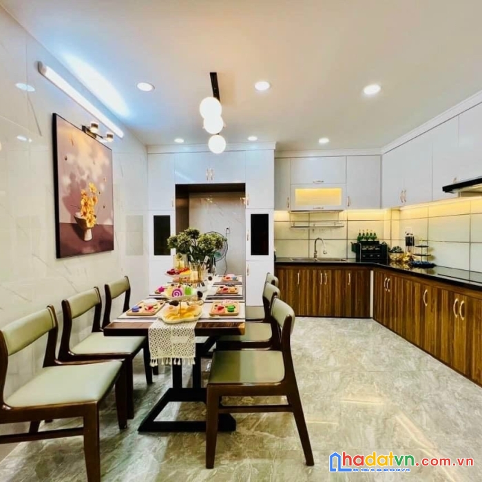 Mai xuân thưởng, 3 lầu, hẻm 5m, 4.1 x 13m, 10 tỷ 700, bình thạnh