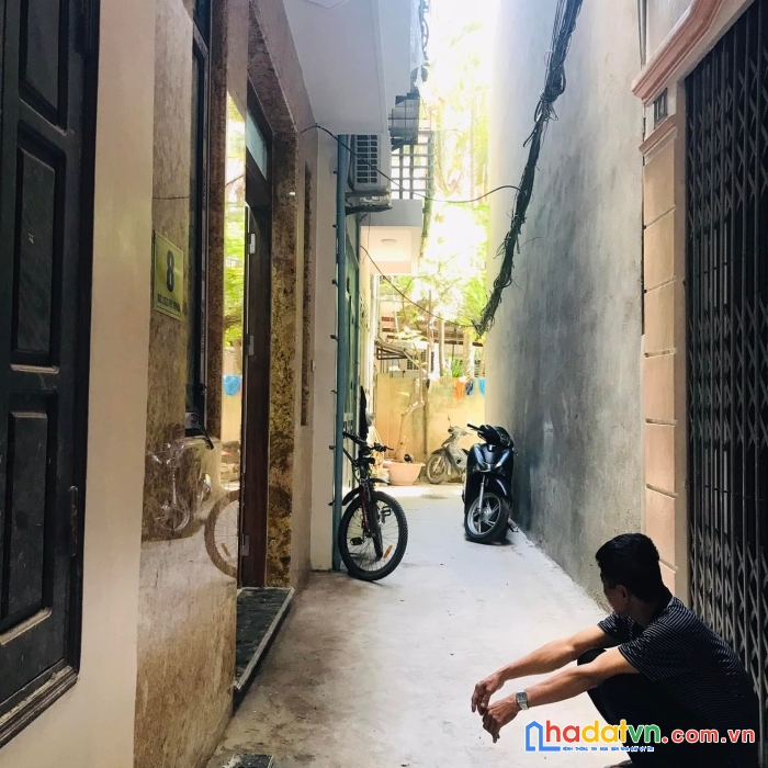 Yên hòa – nhà mới koong – thiết kế hiện đại – nội thất xịn sò – ngõ rộng thông thoáng.