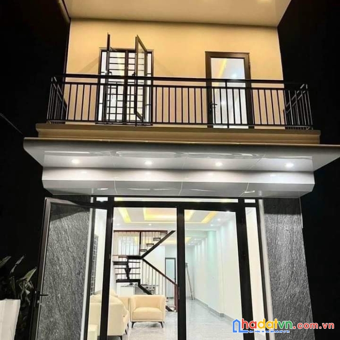 Tôi cần bán gấp căn nhà mới hoàn thiện vị trí đẹp tại trung tâm tp thanh hóa