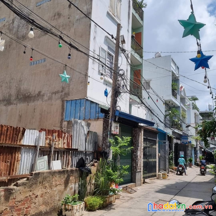 Bán nhà bình tân, sát aeon tân phú, hxh sát mặt tiền đường,dòng tiền 10triệu,  3tầng, 52m2, chỉ