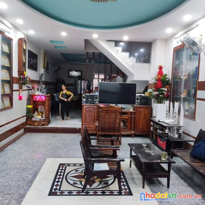 Nhà đẹp đường đông bắc quận 12 - hxh  -  dt 5x22