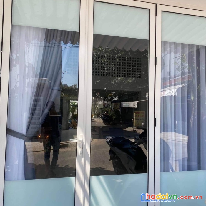 Nhà c4 gác lửng, 100m2, giá 5.3tỷ, đường 5m5 mỹ an, ngũ hành sơn, đà nẵng.