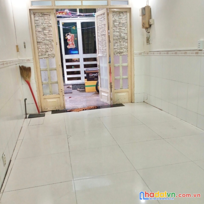 Bán nhà 3 tầng đường đề thám, quận 1, dtsd 60m2, nở hậu đẹp, giá chỉ 4,6 tỷ