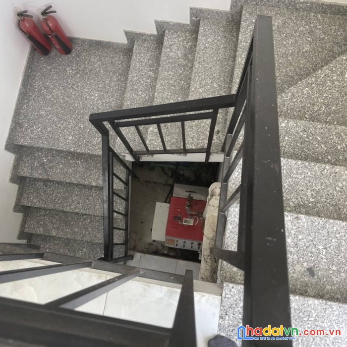 Nhà 100m2- 6 tầng, mt đường đoàn khuê, p khuê mỹ, ngũ hành sơn. giá: 7tỷ x.