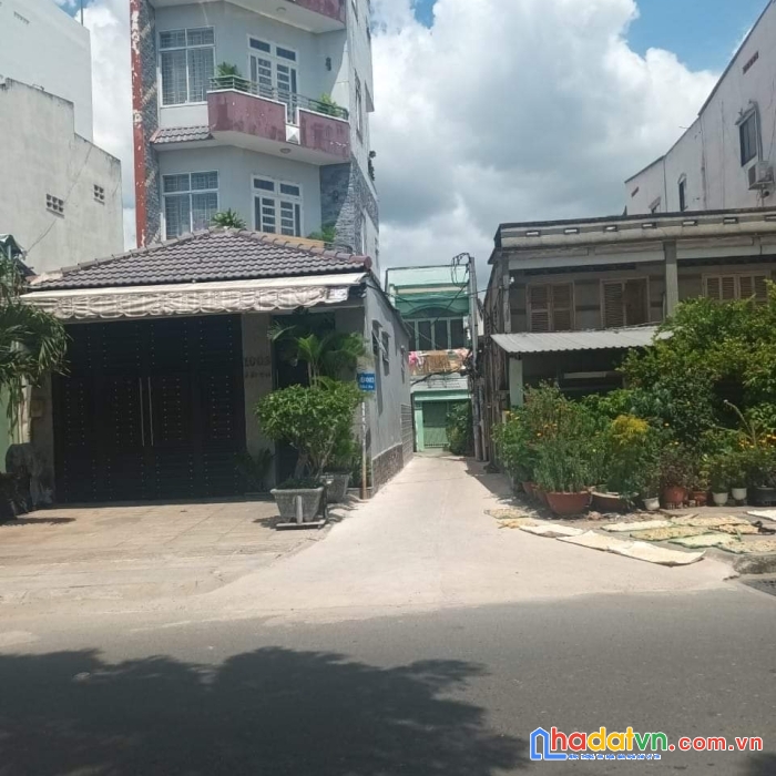 Nhà đẹp lò gốm quận 6, 4tầng btct, nhà đẹp hiện đại gồm 4pn, 3wc, gần mặt tiền, chủ kẹt tiền cần