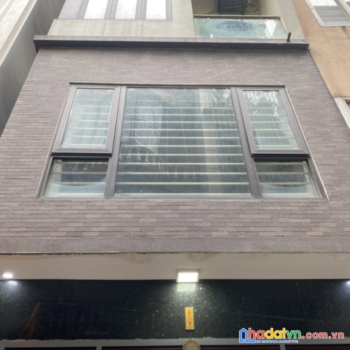 Nhà đẹp  ở luôn phố khương đình thanh xuân 40m 5t nhỉnh 4 tỷ