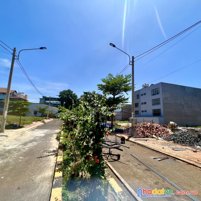 Nhà ở liền kề trung tâm thành phố buôn mê thuột