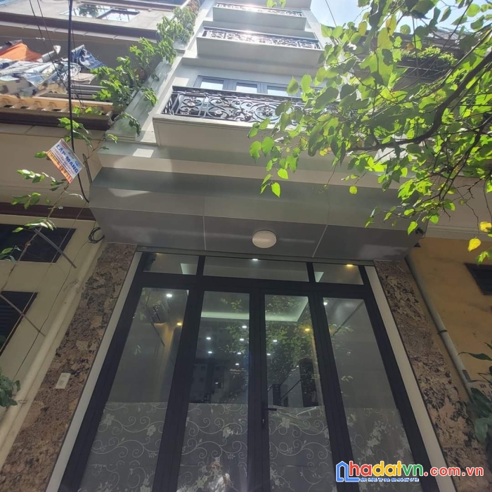Bán nhà trường chinh, ngã tư sở. nhà chủ xây siêu đẹp. giá 5.4 tỷ.