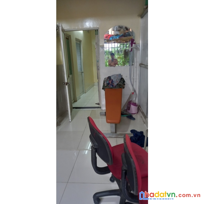 Bán nhà tặng kèm toàn bộ nội thất cao cấp