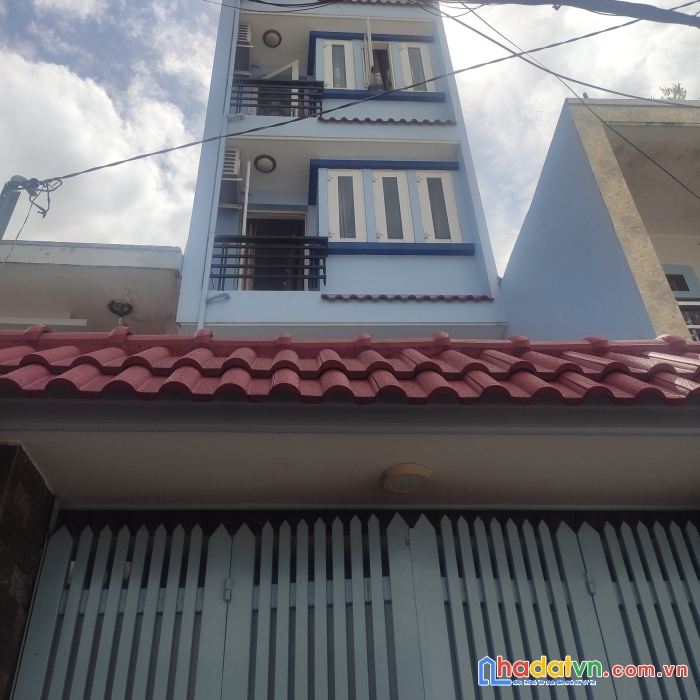 Bán căn hộ dịch vụ cao cấp- full nội thất . giá siêu hấp dẫn chỉ 7 tỷ
