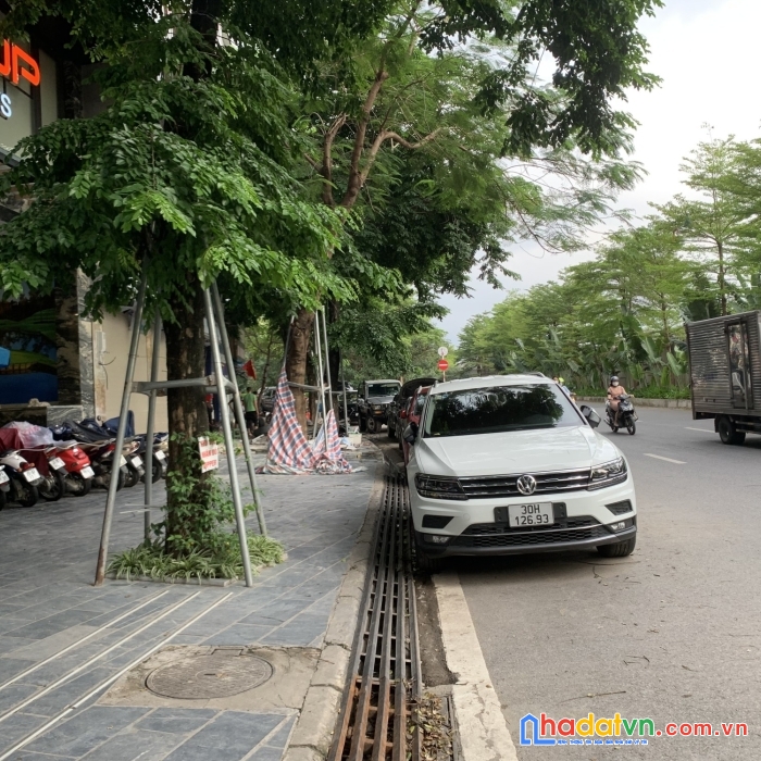 Bán nhà mặt phố võ chí công 280m sổ t1 sử dụng 400m2 8t mt 13 125 tỷ (thương lượng). tòa văn phòng