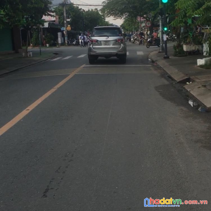 Nhà mặt tiền 
đường đht 05 tân hưng thuận q12