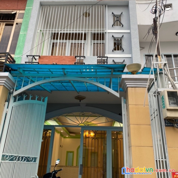 Cho thuê nhà hxh lạc long quân trệt lầu giá 10tr
