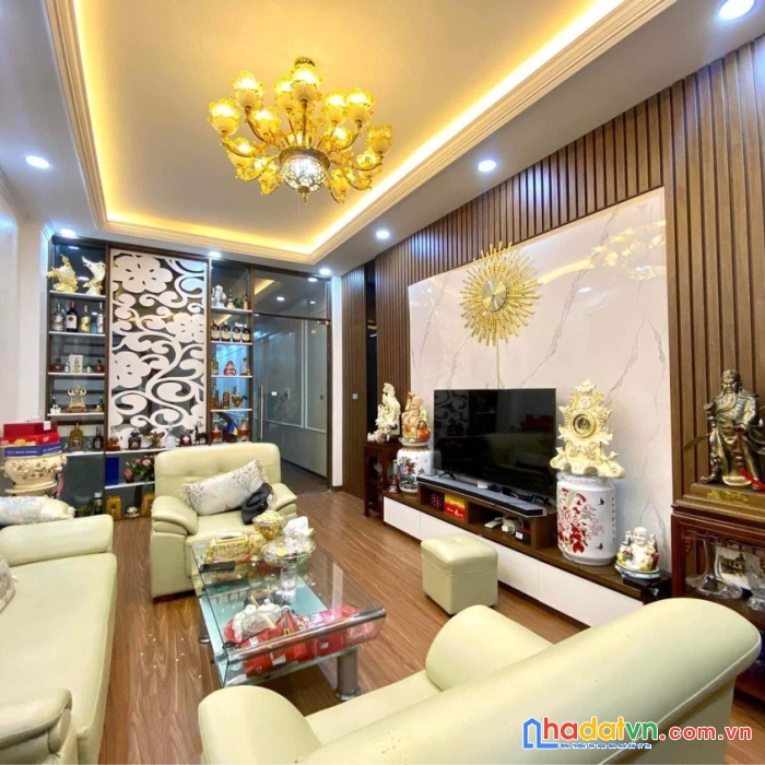 Bán nhà 74m2 – thang máy tặng nội thất cao cấp khu kd sầm uất nguyễn sơn – long biên chỉ 13 tỷ.