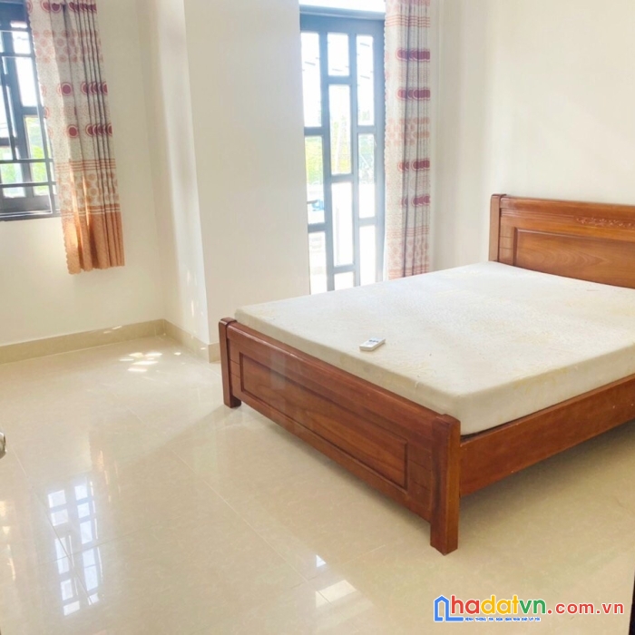 Nhà mới, 4x13.5m, 4 tầng đường âu dương lân p3q8 giá 5.85 tỷ