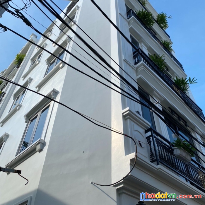Bán nhà mới 5tầng 55m2 mt7m 6tỷ ngõ oto tránh xung quanh toàn biệt thự ở bắc từ liêm