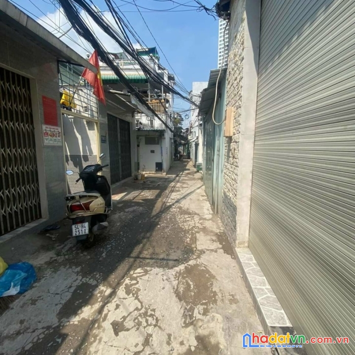 Bán nhà hẻm 6m huỳnh tấn phát