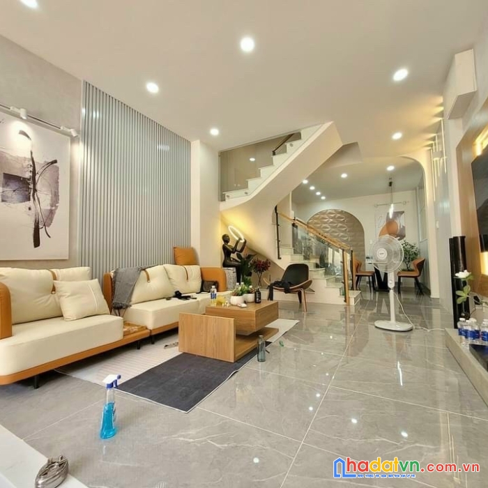 Khu đẹp, h4m, bùi hữu nghĩa, 4.1x13m, 3 lầu, 8 tỷ 400, bình thạnh