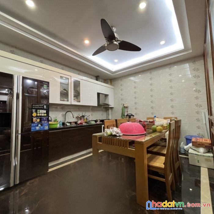 Nguyễn ngọc vũ, dt 50m x 5 tầng, gara ô tô, kinh doanh đỉnh, 12 tỷ 9