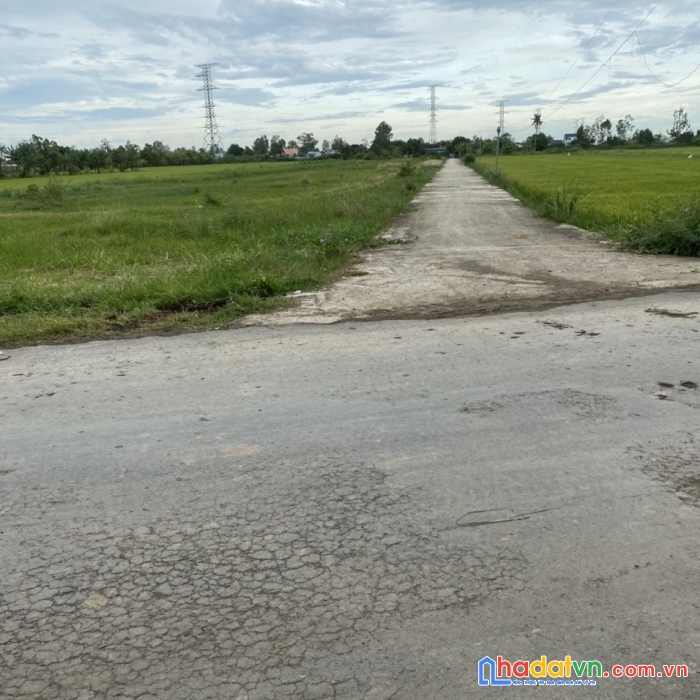 Bán gấp đất vị trí đẹp giá siêu rẻ tại gò công tây, tiền giang