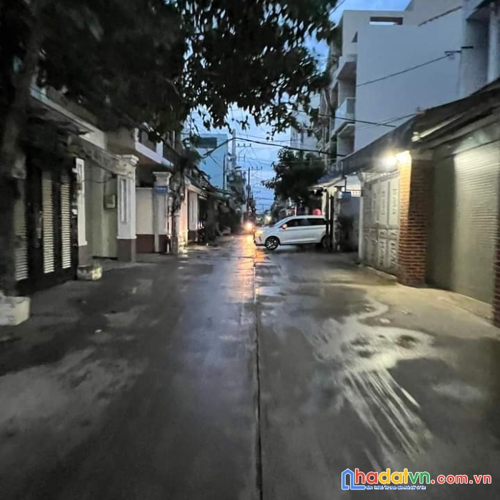 Hxh thoại ngọc hầu 3 tầng 4,1 x 13 giá chỉ 5 tỷ