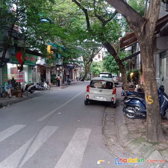 Bán đất vuông đẹp hoàng văn thái 100m2 – giá 13,5 tỷ