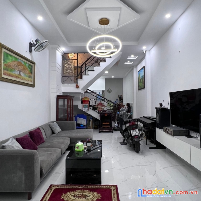 Bán nhà hxh thống nhất, gò vấp, 65 m, 3 lầu, nhỉnh 6 tỷ