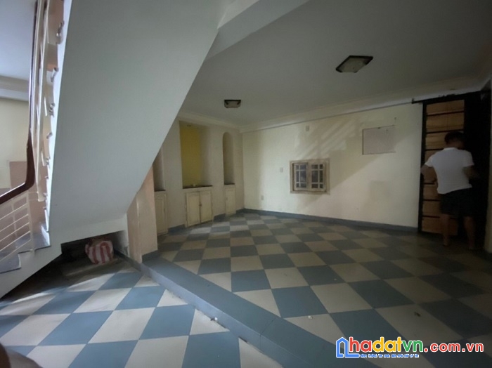 Bán nhà mặt tiền trần kế xương, kinh doanh tốt 20tr