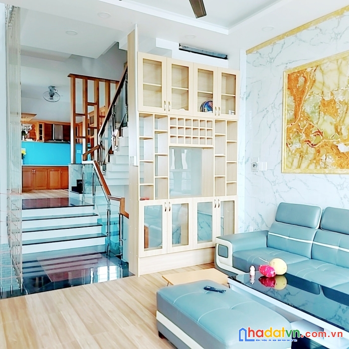 Cần bán gấp căn nhà riêng đường kênh tân hóa, quận tân phú, giá chỉ 5 tỷ 300