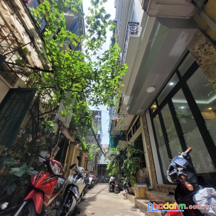 Bán gấp nhà trường chinh, đống đa, tự xây, ngõ ba gác, 35.8m2x5 tầngx4mmt, chỉ 5.4 tỷ