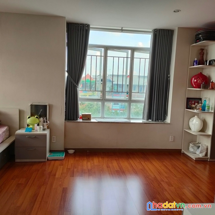 Cho thuê căn hộ giai việt 145m2 3pn đủ nội thất giá 16tr