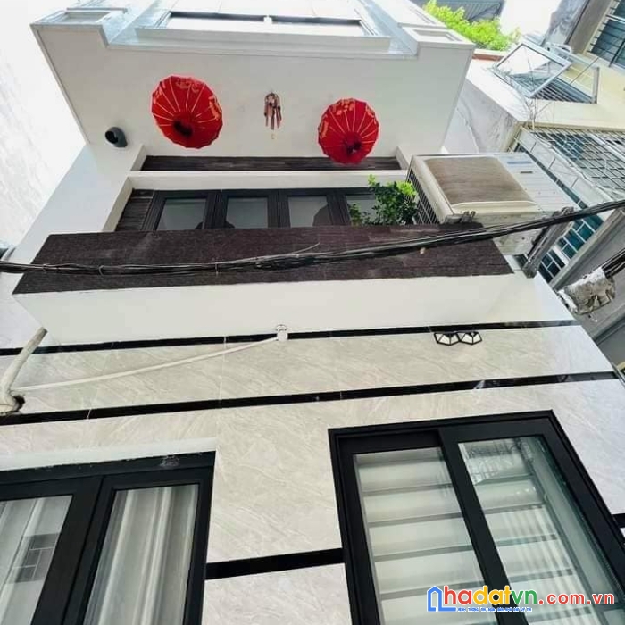 Bán nhà -- 5 tầng -- 10m ra ô tô ra phố nghĩa dũng -- phường phúc xá quận ba đình -- lô góc 3 mặt