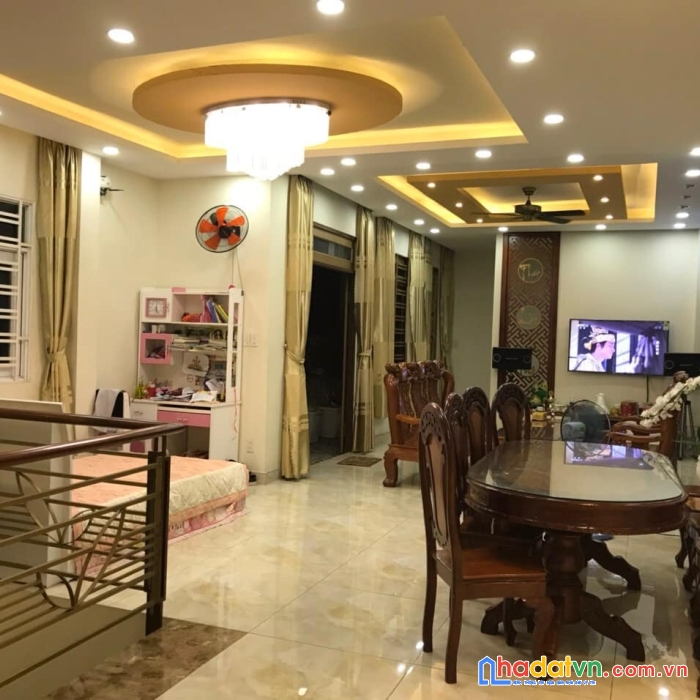 Bán gấp nhà đường hòa bình, 85m2, ngang khủng, giảm sốc 5 tỷ 250