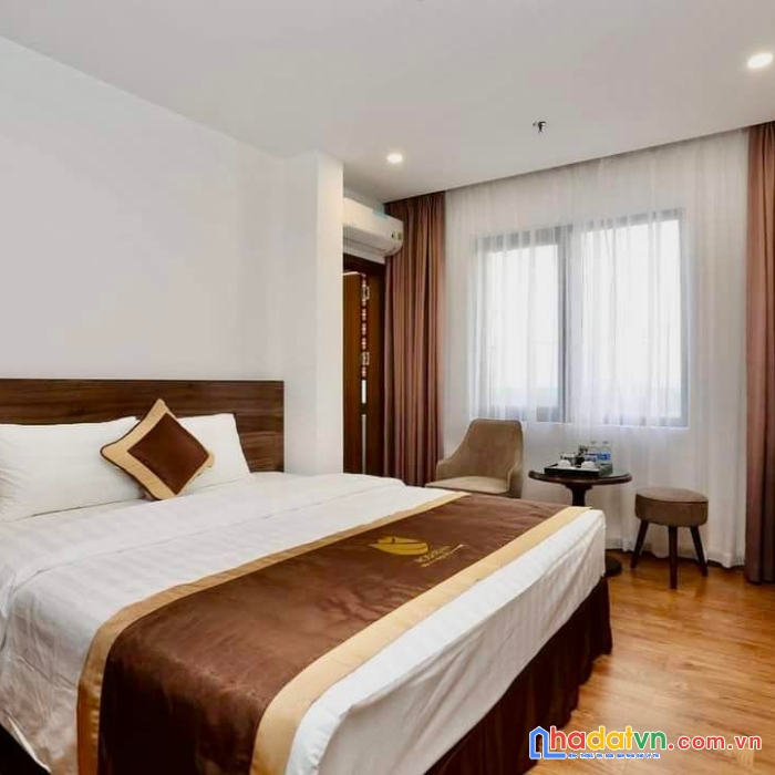 Bán khách sạn lê đức thọ- mặt tiền đẹp- doanh thu cao điểm 650tr/tháng 119/140m 9t 58.5 tỷ