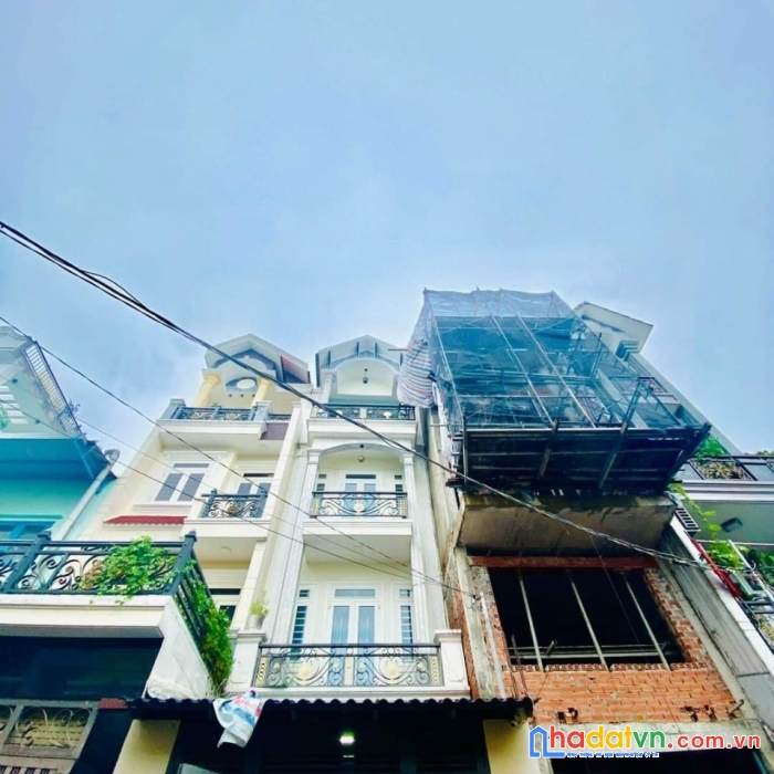 Bán nhà bình tân, hxh tránh ôtô ngủ nhà, sát mã lò, lê văn quới, bốn xã, nhà mới 4tầng, 76m2, chỉ