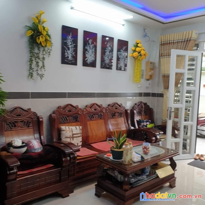 Bán nhà trung tâm sầm uất - mặt tiền thành thái - q 10- 11 tỷ