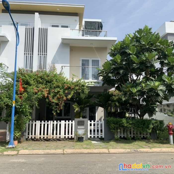 Cần cho thuê biệt thự melosa khang điền mới hoàn thiện nội thất !