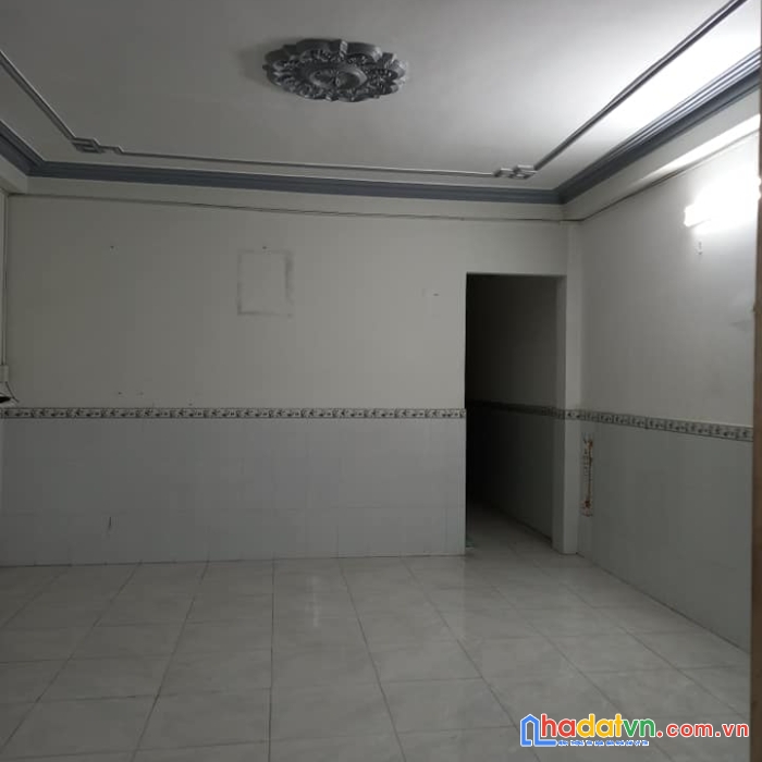 Bán nhà quận 4 - dt 50m2 - 7 x 7 - giá 2,75 tỷ nhà cấp 4. lh 0906889890