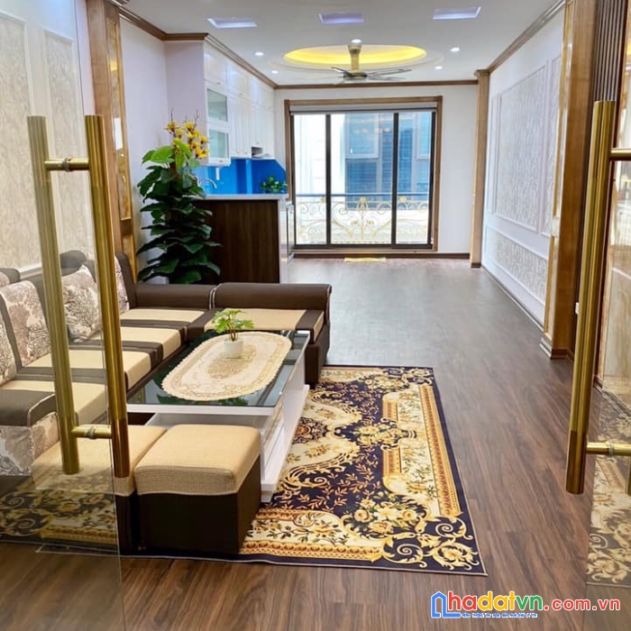 Bán nhà chính kinh 72m,5 tầng oto đỗ cửa 6 tỷ.kinh doanh thương mại
