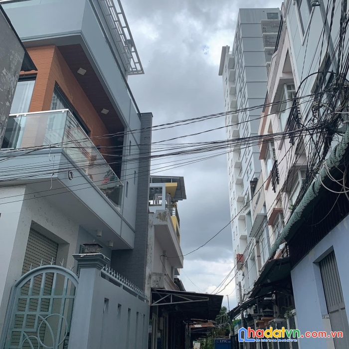 Bán gấp chdv , 100 m2 đường số tân quy , giá 11xx tỷ.