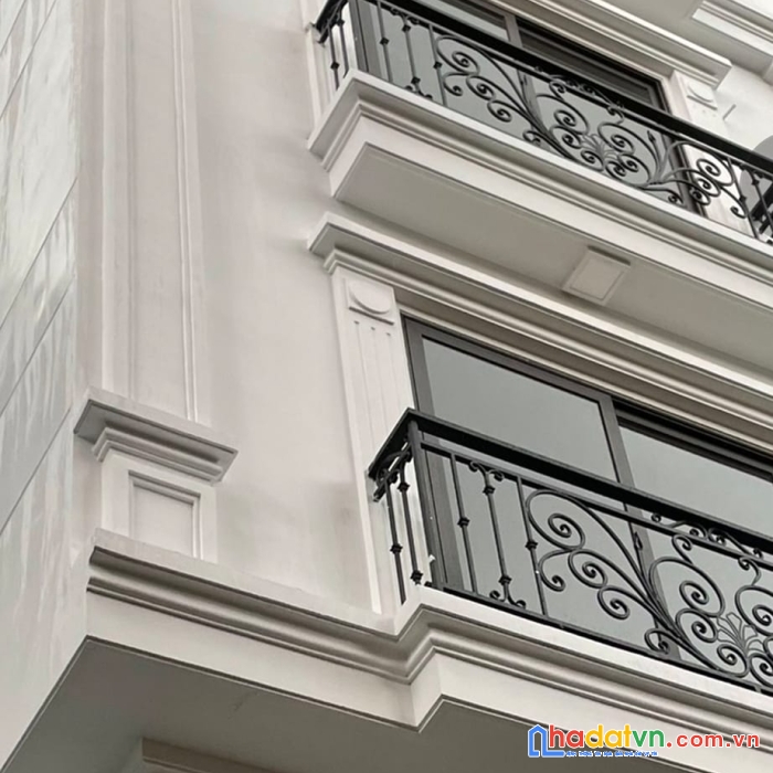 Hoa lâm 140m c4 mt 7m 11 tỷ long biên ôtô kinh doanh/0904264580
