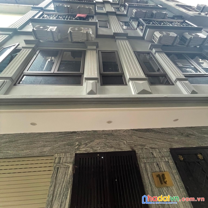 Siêu phẩm hoàng quốc việt 92m2, 8 tầng, 22 tỷ