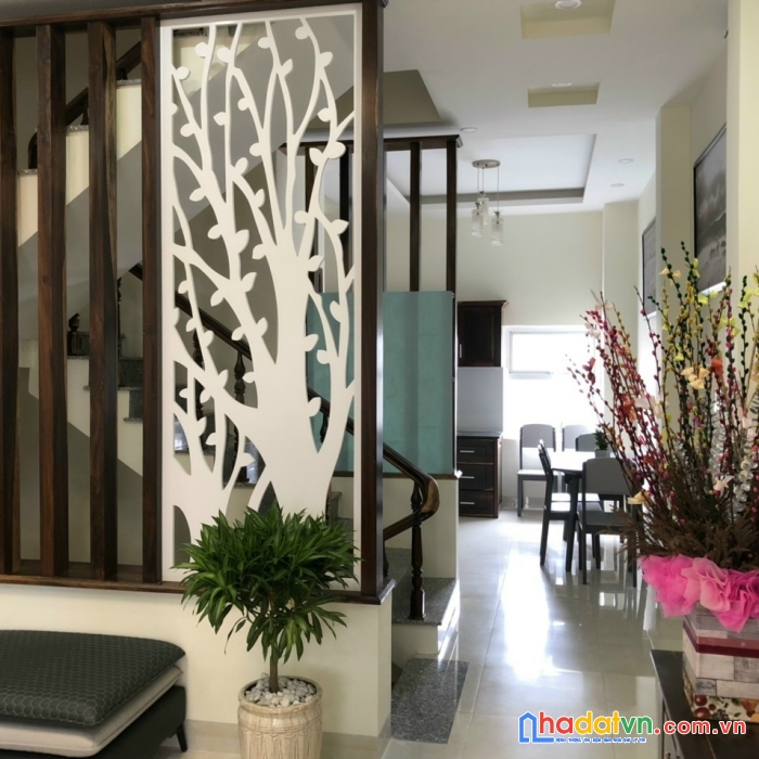 Cần bán nhà mặt tiền đường cổ loa