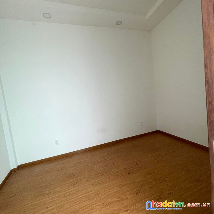 Bán nhà trần quang diệu (phường 13 - quận 3) 58m2, kết cấu 3 tầng ở ngay, chỉ 6.8 tỷ