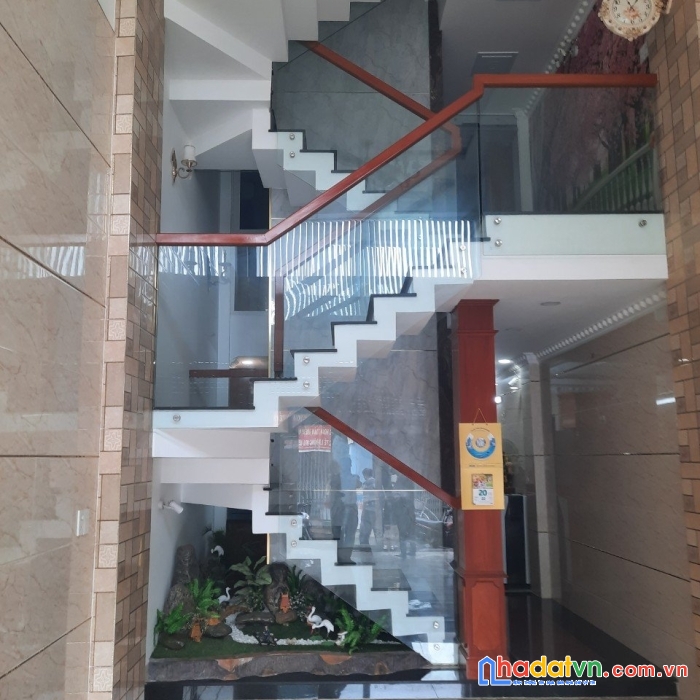 Bán nhà quang trung-p11. 5 tầng( 4x15.5m), 6pn full nội thất