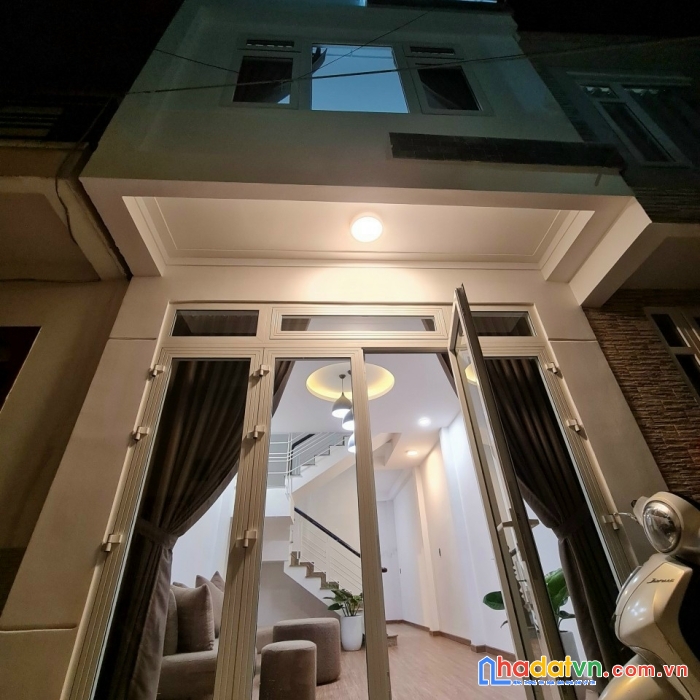 Cần bán nhà mới đường hai bà trưng phường 6 đà lạt giá 5,5 tỷ