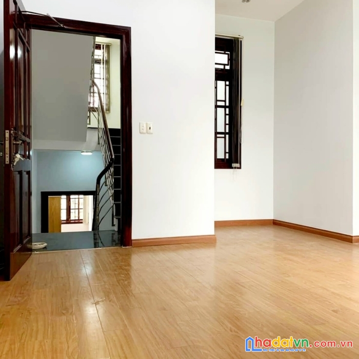 Nhà bán hxh_6lầu_56m2_dương bá trạc p1 quận 8