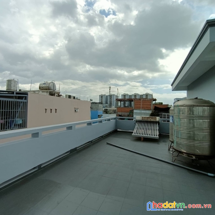 Bán nhà hxh thông lũy bán bích tân phú 200m2 ngang 11m 4 tầng btct 17 tỷ